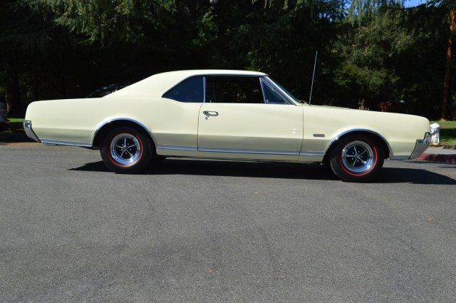 1967 Oldsmobile Cutlass