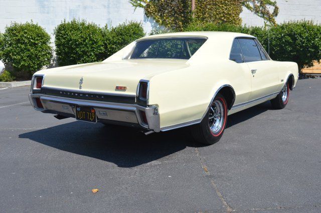 1967 Oldsmobile Cutlass