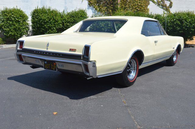 1967 Oldsmobile Cutlass