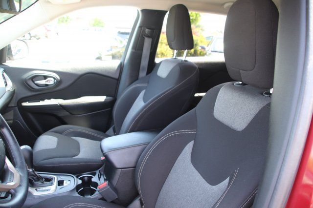 2017 Jeep Cherokee