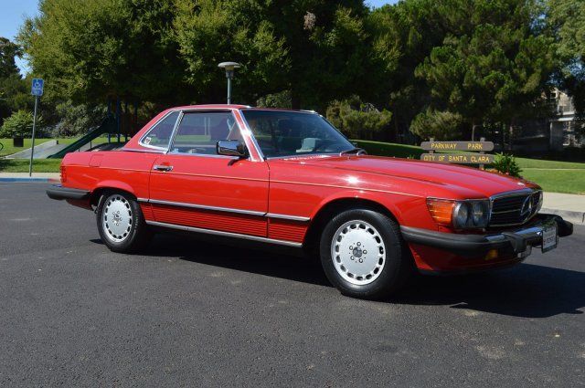 1988 Mercedes-Benz 560SL