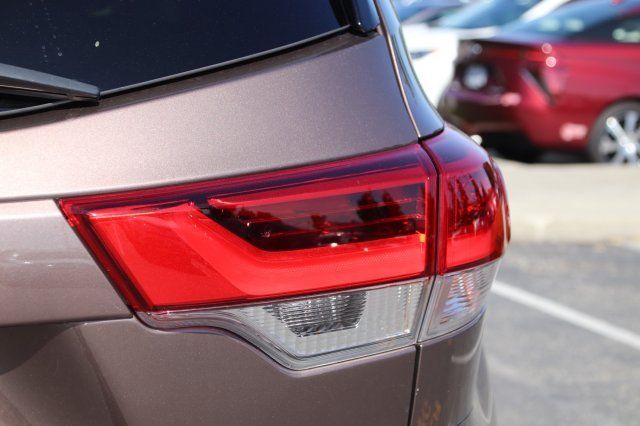 2017 Toyota Highlander