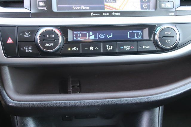2017 Toyota Highlander
