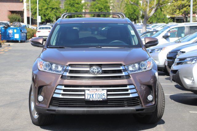2017 Toyota Highlander