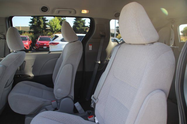 2016 Toyota Sienna