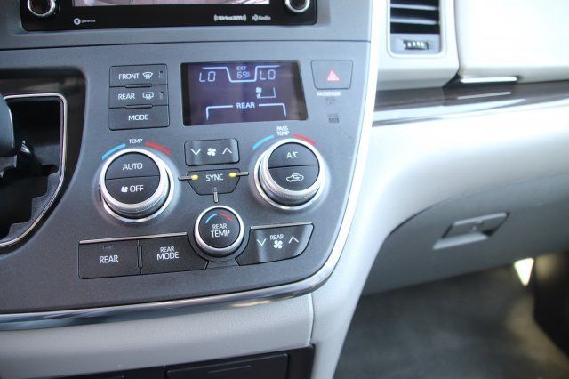 2018 Toyota Sienna