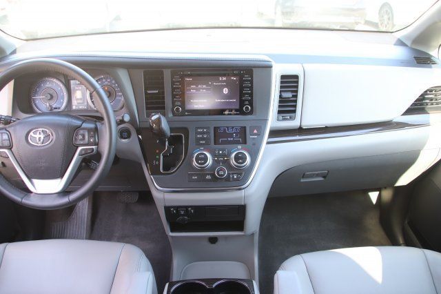 2018 Toyota Sienna