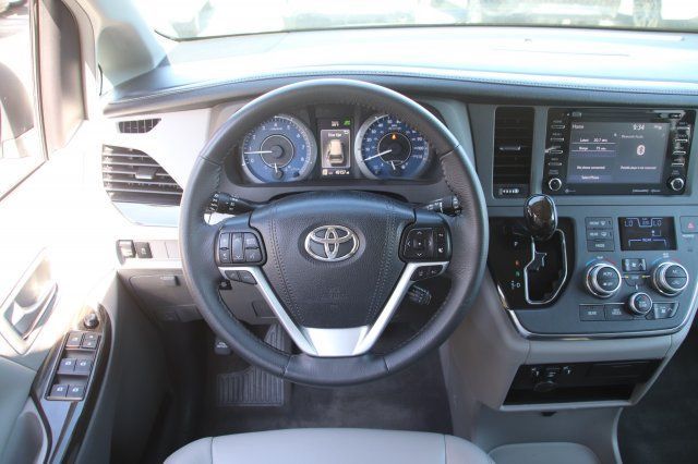2018 Toyota Sienna