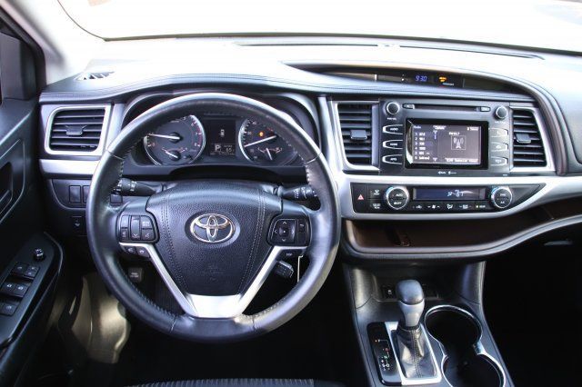 2015 Toyota Highlander