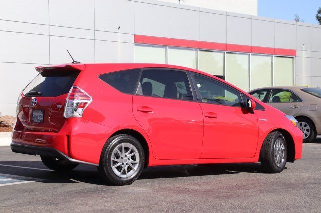 2016 Toyota Prius v