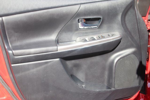 2016 Toyota Prius v