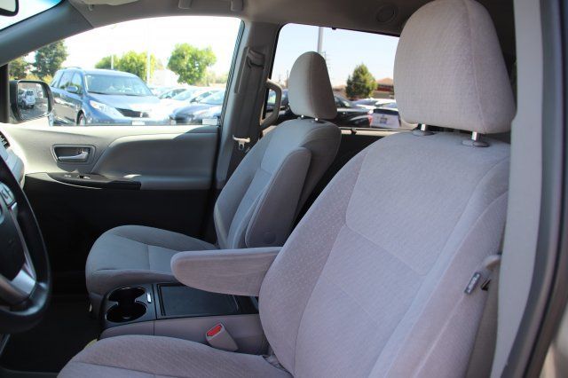 2016 Toyota Sienna
