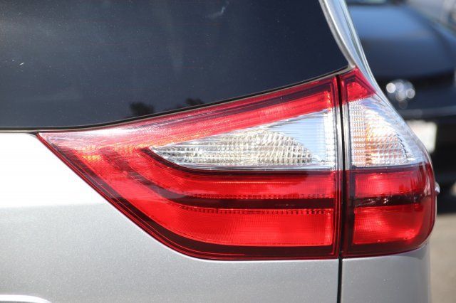 2016 Toyota Sienna
