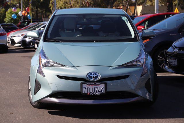 2016 Toyota Prius