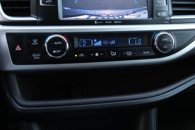 2016 Toyota Highlander