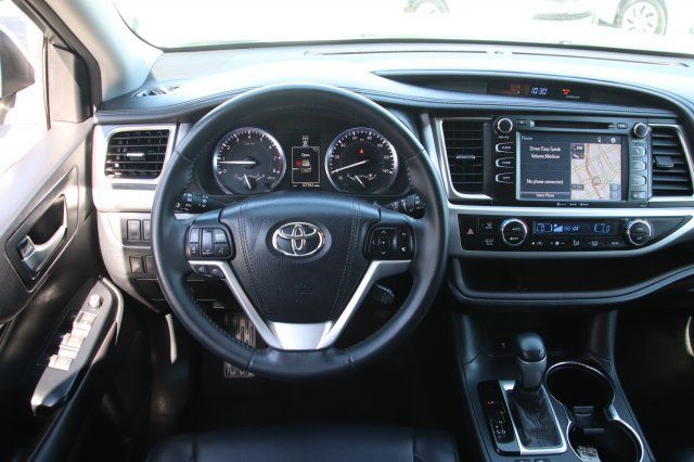 2016 Toyota Highlander