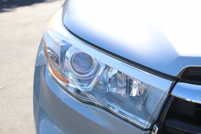 2016 Toyota Highlander