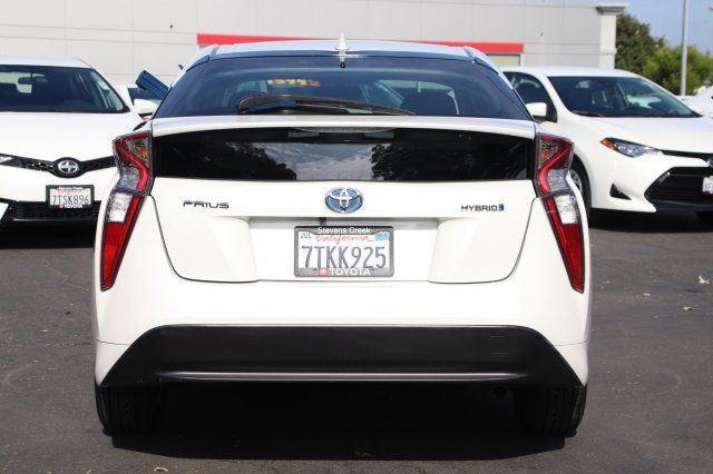 2016 Toyota Prius