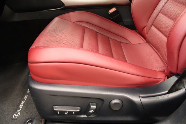 2017 Lexus IS