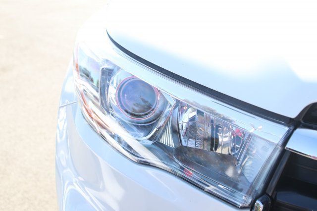 2016 Toyota Highlander