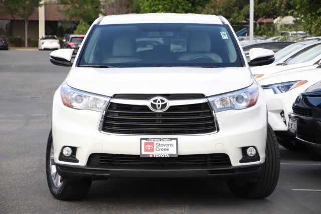 2016 Toyota Highlander