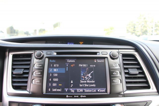 2016 Toyota Highlander