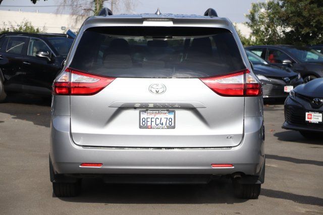 2018 Toyota Sienna