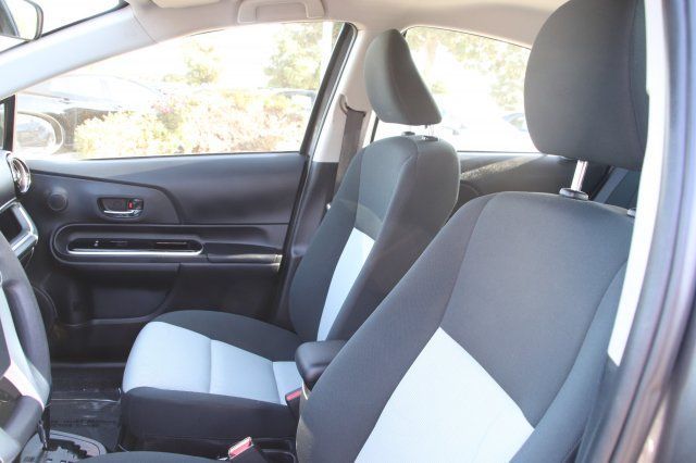 2016 Toyota Prius c