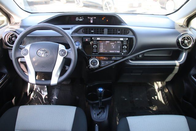 2016 Toyota Prius c