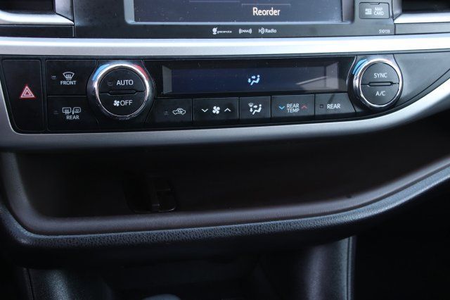 2016 Toyota Highlander