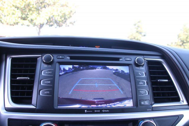 2016 Toyota Highlander