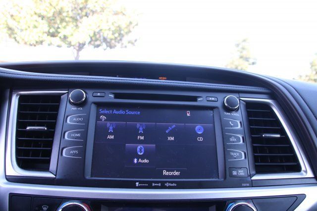 2016 Toyota Highlander