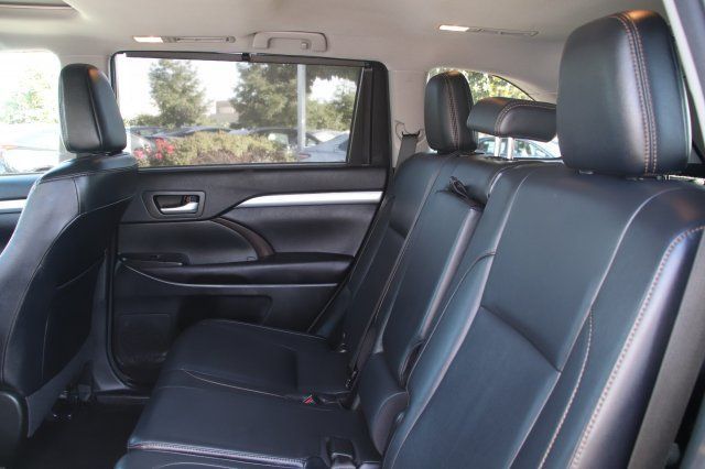 2016 Toyota Highlander