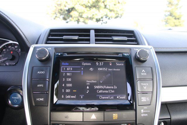 2016 Toyota Camry Hybrid