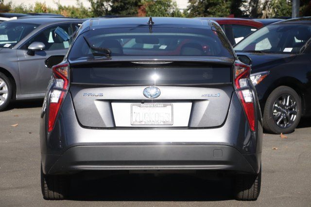 2016 Toyota Prius