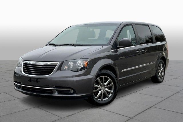 Used 2015 Chrysler Town & Country