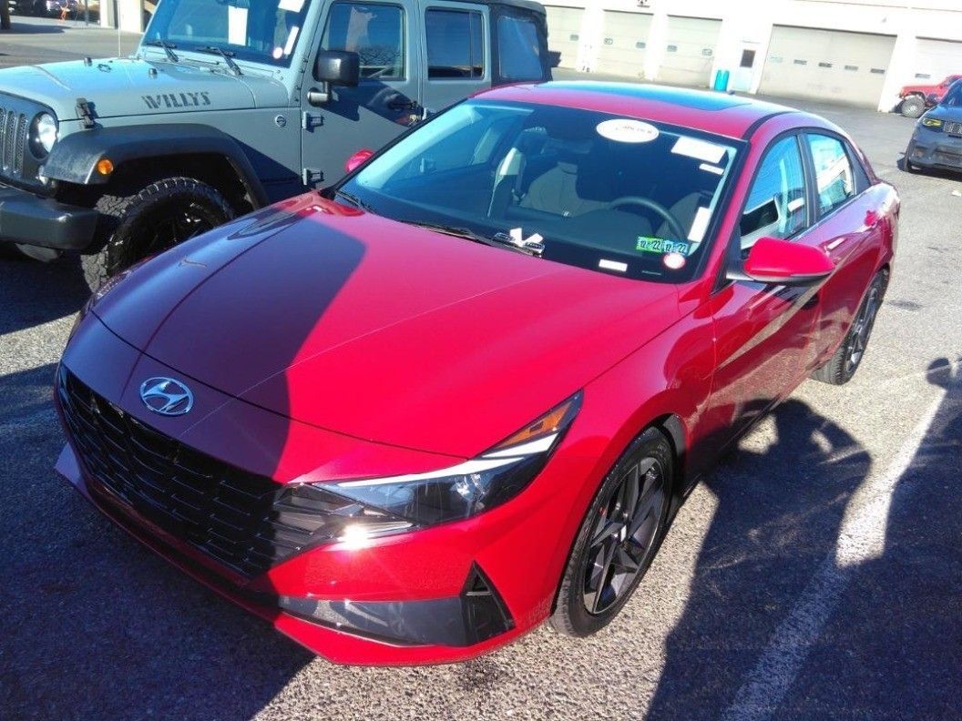 Used 2022 Hyundai Elantra