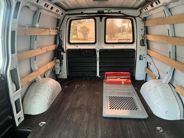 2017 GMC Savana Cargo Van