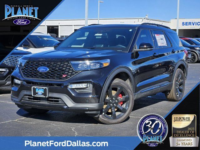 2023 Ford Explorer ST 4WD's photo