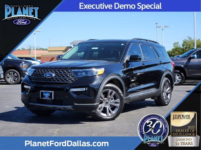 2023 Ford Explorer XLT RWD's photo