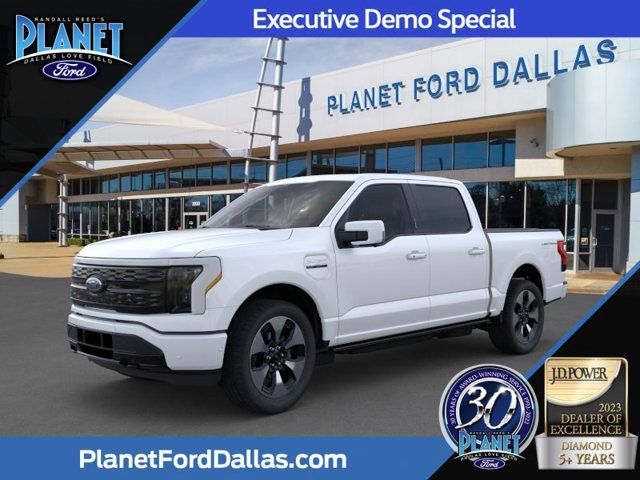 2023 Ford F-150 Lightning Platinum's photo