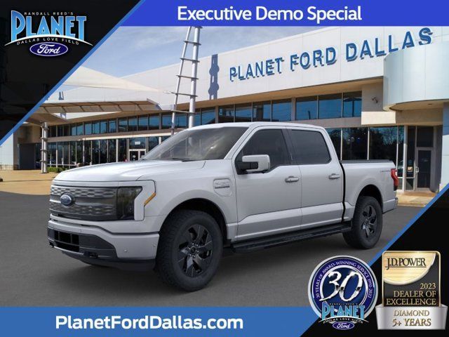 2023 Ford F-150 Lightning Lariat's photo