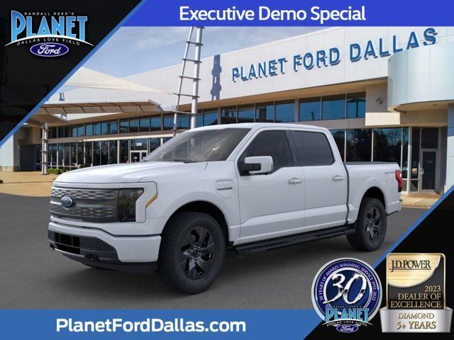 2023 Ford F-150 Lightning Lariat's photo