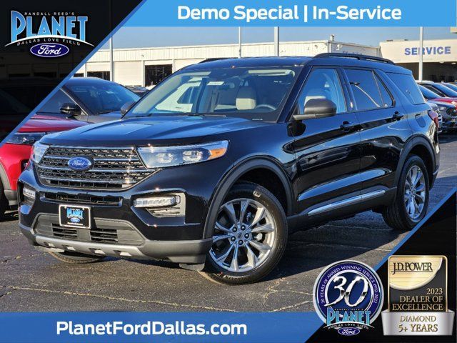 2023 Ford Explorer XLT RWD's photo
