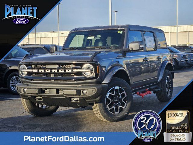 2023 Ford Bronco 4-Door Outer Banks's photo