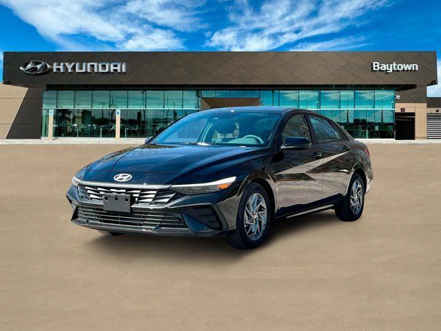 New 2024 Hyundai Elantra