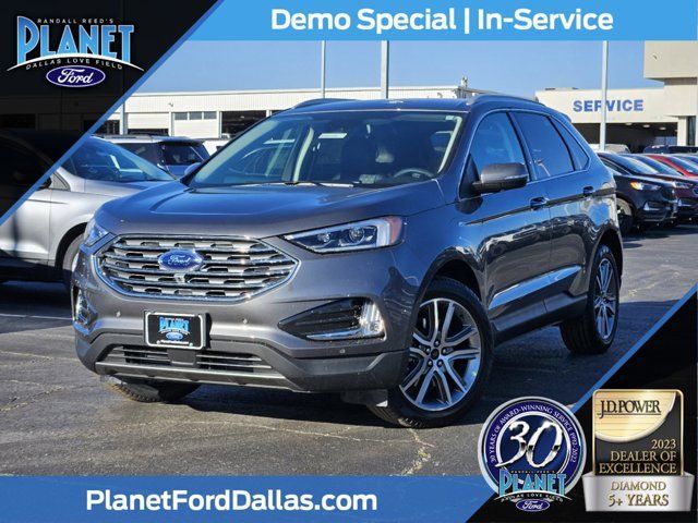 2024 Ford Edge Titanium's photo