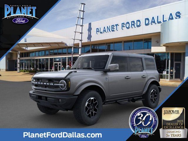 2024 Ford Bronco 4-Door Outer Banks's photo