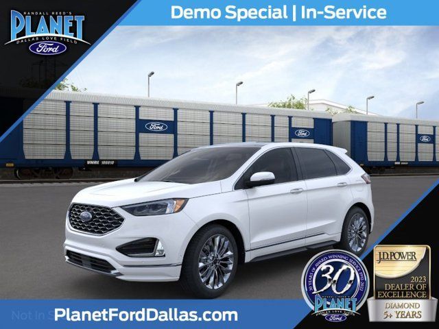 2024 Ford Edge Titanium's photo