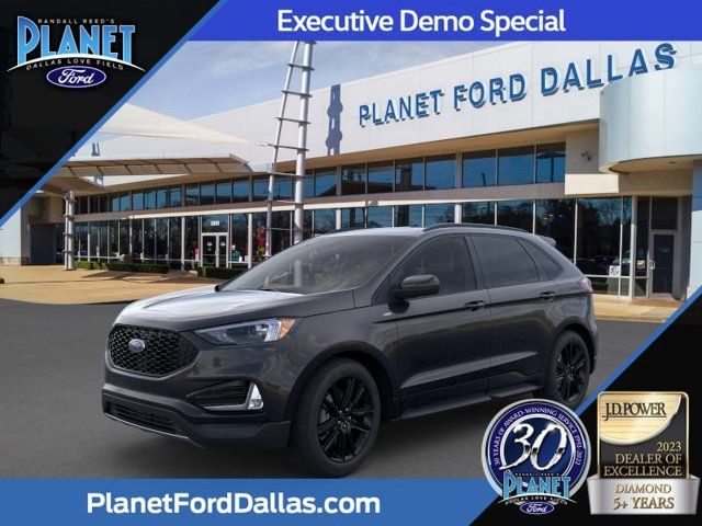 2024 Ford Edge ST-Line's photo